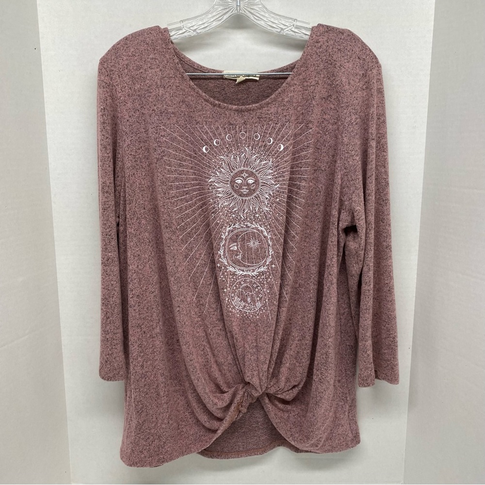 Above and Beyond Celestial Sun Graphic Womens Top Size XL 3/4 Sleeve Scoop Neck